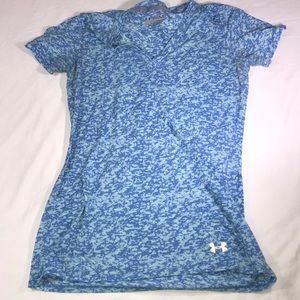 Under Armour top